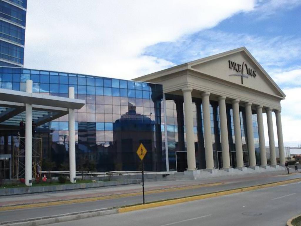 Hotel Dreams Del Estrecho Punta Arenas Bagian luar foto